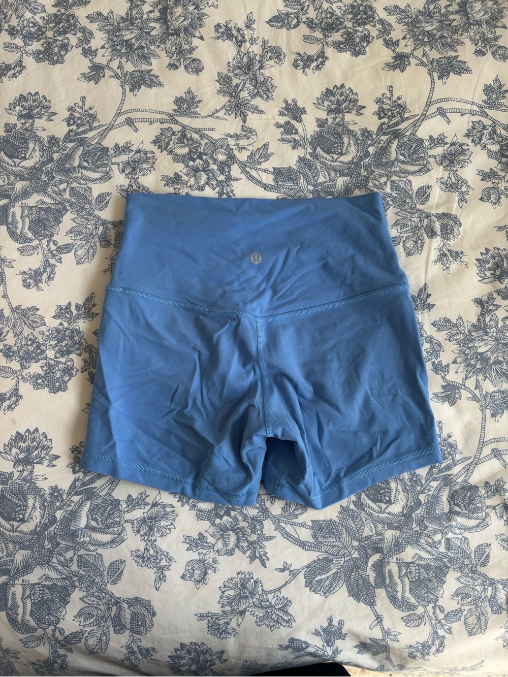 lululemon align high rise short in pool party blue 4” - Picture 3 of 4
